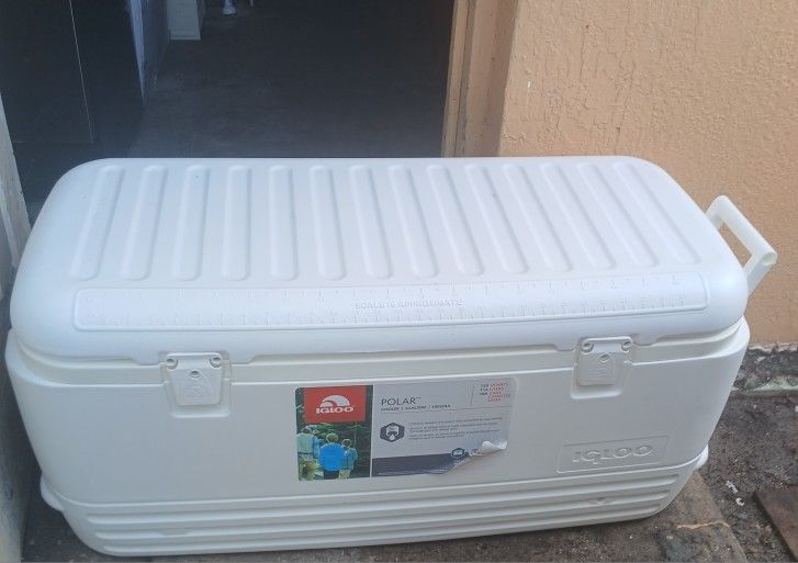 COOLER 120 QT- LIKE NEW
