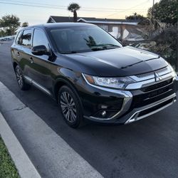 2019 Mitsubishi Outlander