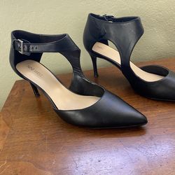 NEW! Classy Black High Heels Ladies size 12