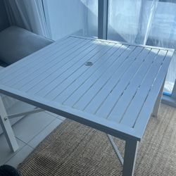 Metal Balcony Table 42x42