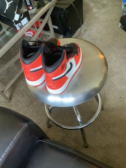 Can’t FIND THEM ON ANY TRUSTED SITE TRULY RARE AS ITS NAME ! SOLD OUT EVEN ON GOAT.