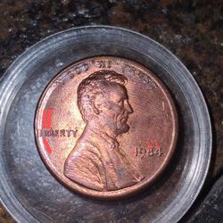 1984 NO MINT MARK DOUBLE DIE PENNY.