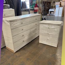 8 drawers dresser and nightstand / Eight drawers dresser and nightstand