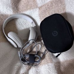 STUDIO BEATS PRO SANDSTONE 
