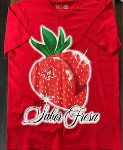 Fuerza Regida “Salor Fresa” T-shirt