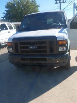 2012 Ford E-250