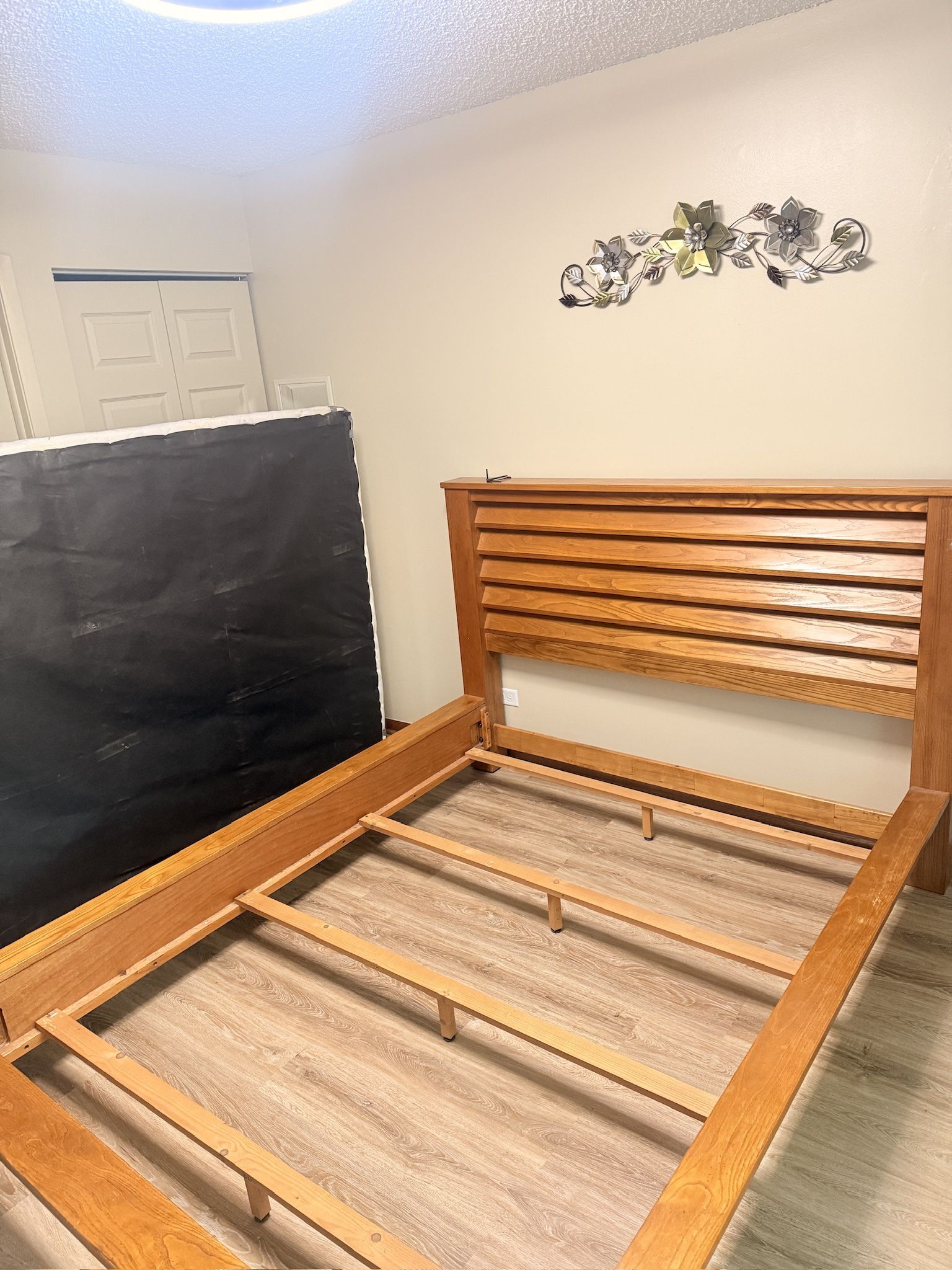 Queen Sized Bedroom Set