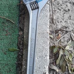 15" Crescent Wrench