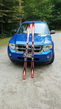 Salomon Axendo skis with Salomon bindings