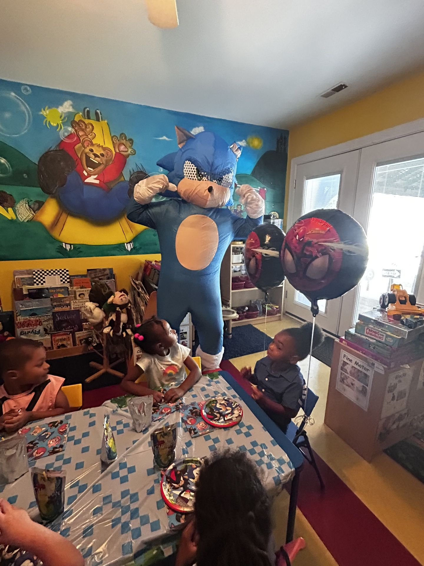 π Sonic the Hedgehog at Your Event! β $95/hr