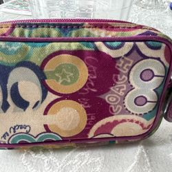 Coach wallet/wrist let