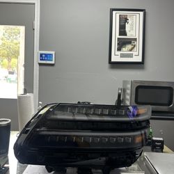 GENESIS GV80 SUV ORIGINAL OEM LEFT DRIVER FULL LED HEADLIGHT COMPLETE ASSEMBLY 2025/2026