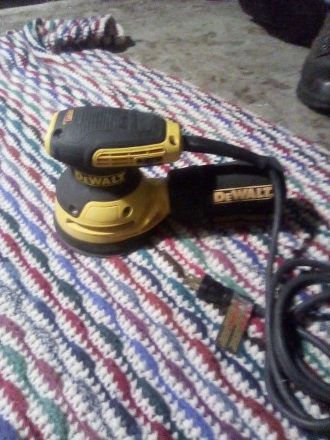 DeWalt Electric Sander