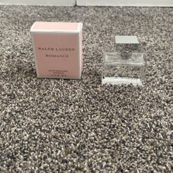 RALPH LAUREN ROMANCE PERFUME 