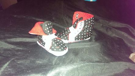 Baby girl rocawear sneaker