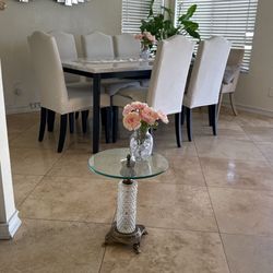 Decoration table