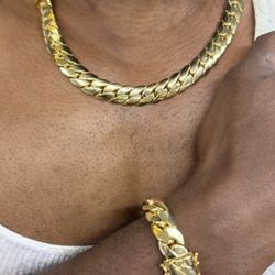 -Just arrived-14k premium gold Plated polished And Heavy Miami Cuban set🔥🔥