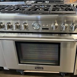 THERMADOR 36”WIDE DUAL FUEL RANGE STOVE STAINLESS STEEL