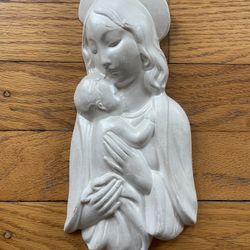 Vintage Madonna Mary & Baby Jesus Chalkware Wall Hanging Mother Child White