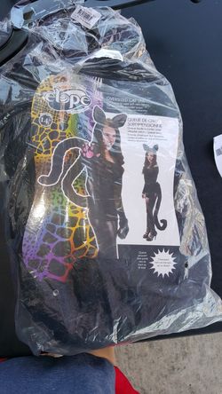 Oversized fluffy cat tail