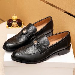 Versace Men’s Leather Shoes With Box New 