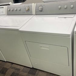 Large Capacity Whirlpool Washer Dryer Set Gas
