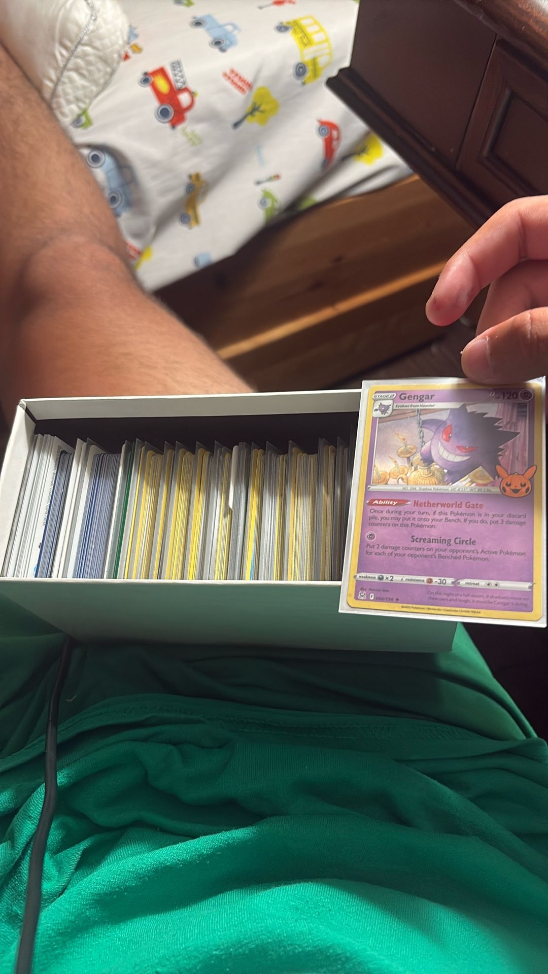100 Pokémon Cards
