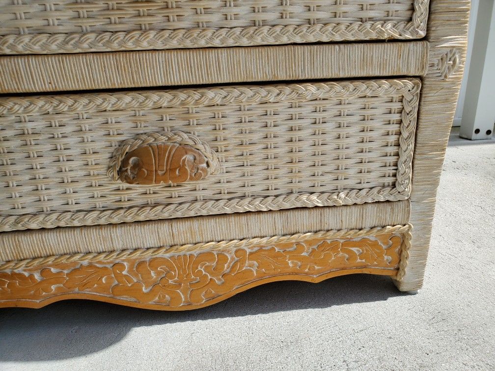 jamaican dresser designs Bring traditional luxury into your bedroom with this seven drawer dresser  and mirror set, will add much needed storage and style to any bedroom.  Contact : (876)899-8684/282-3695