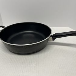 Wearever  nonstick skillet 12” with glass lid