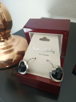 Heart earrings