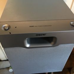 Sony 100 Watt Powered Subwoofer In Great Condition 