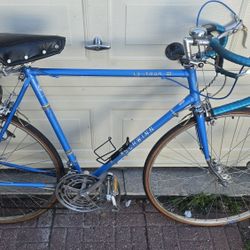 Schwinn LE TOUR III Road Bike