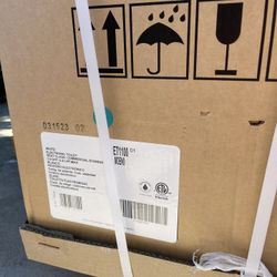 Moen 3-Series Electronic Cleansing Toilet