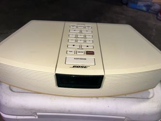 BOSE Wave Radio AWR1-1W AM/FM Radio Alarm
