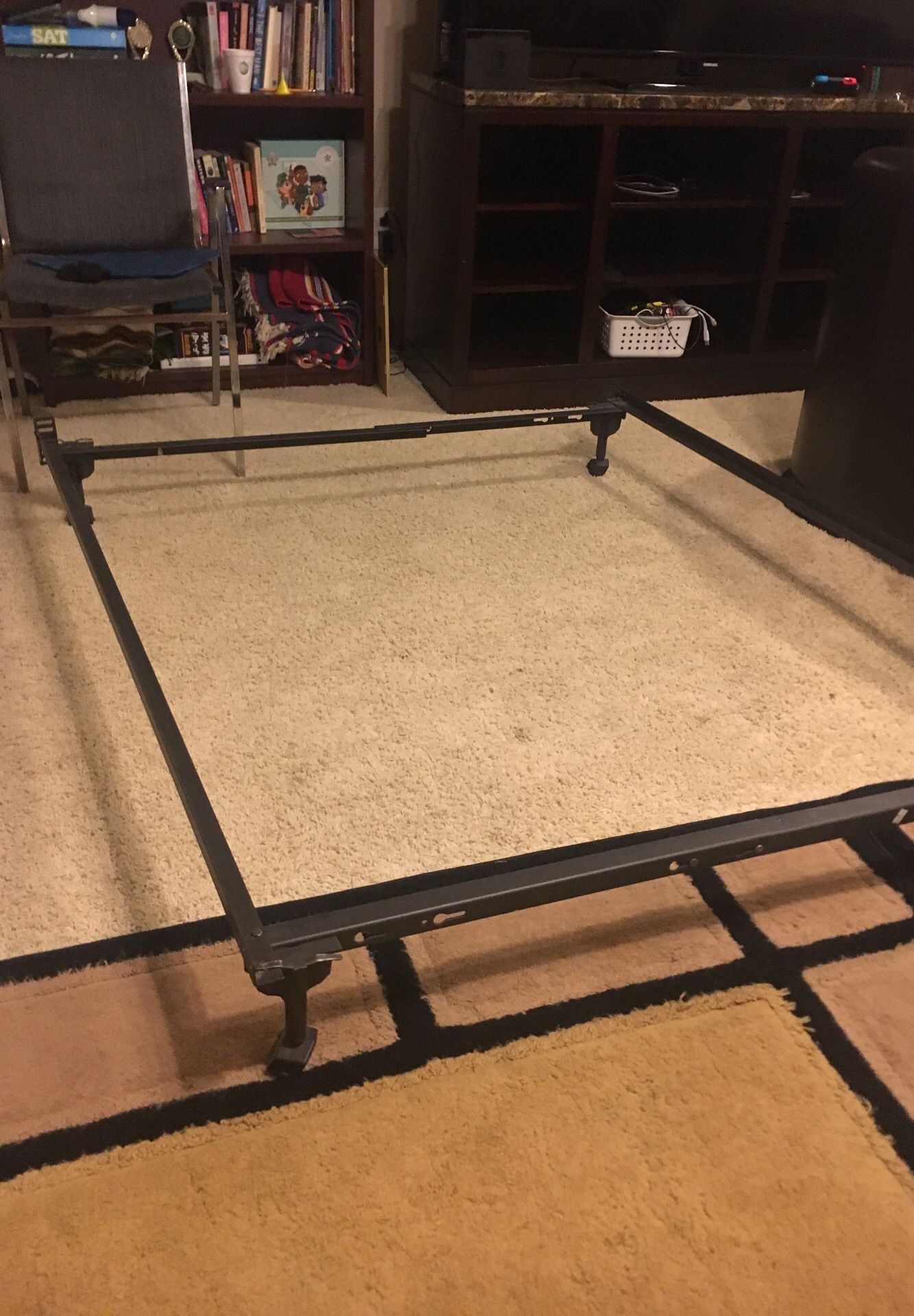 Frame for full bed