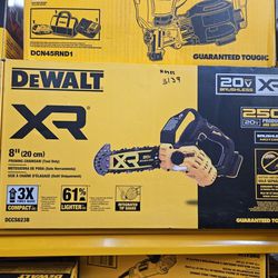 DEWALT
20V MAX 8 in. Brushless Cordless Battery Powered Pruning Chainsaw (Tool Only