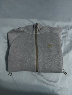 Navy Nike tech