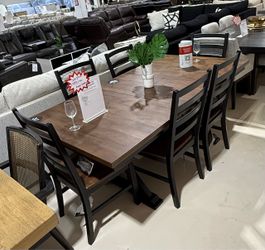 7Pc Dining Set