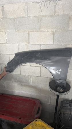 98-2005 sport design lexus gs300 front left fender OEM