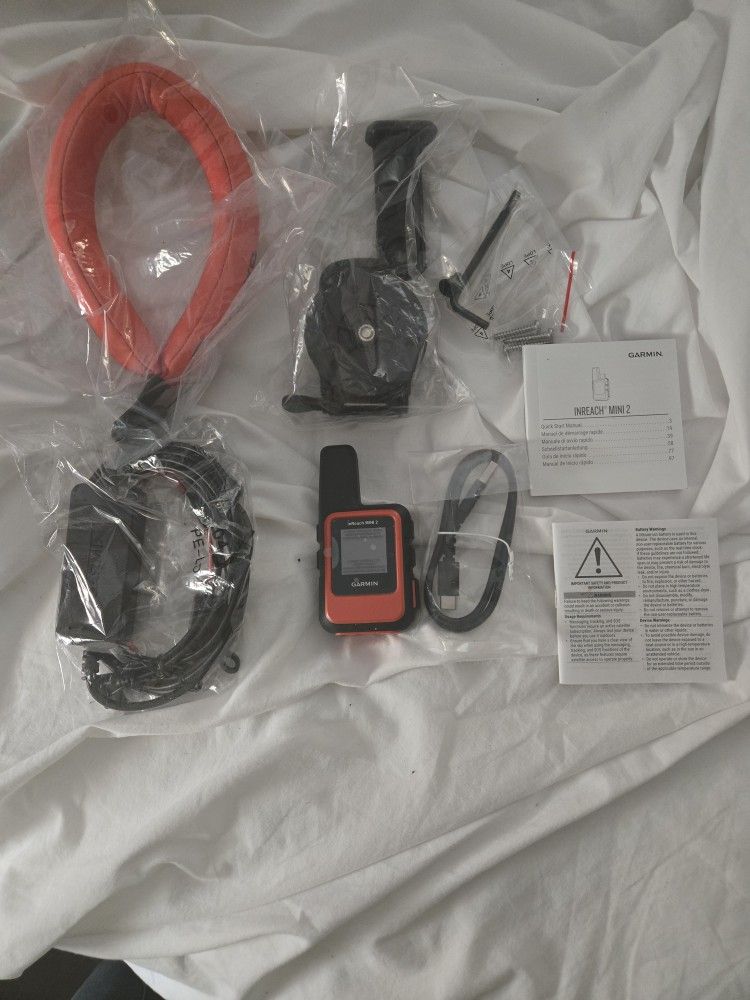 Garmin inReach Mini 2 Marine Bundle