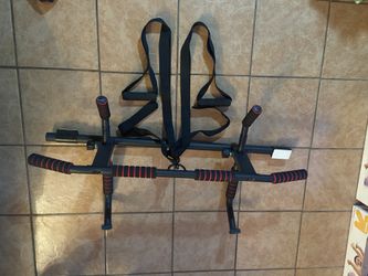 Doorway Pull Up Bar With Straps