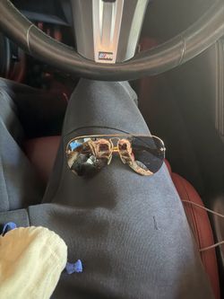 LV Men’s Glasses Authentic