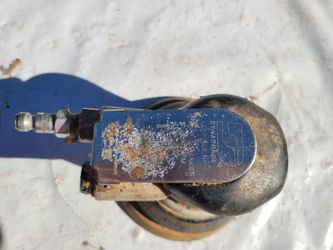 Dynabrade sander