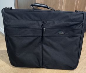 Samsonite Garment Bag With Hook For Hanging, Like New