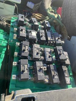 Breakers 200 Amp Main Breakers 