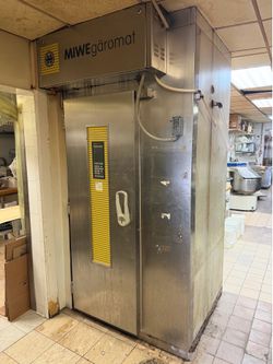 MIWE Garomat Single Door Double Rack Proofing Cabinet w/Digital Control Panel 208V 3PH