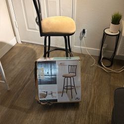 2 Chairs For $10