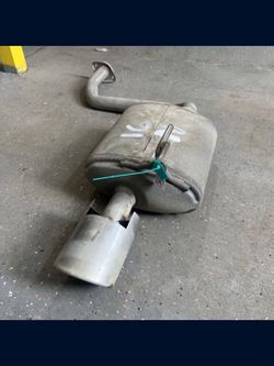Exhaust Muffler 2016-2019 Nissan Maxima Passenger Side OEM