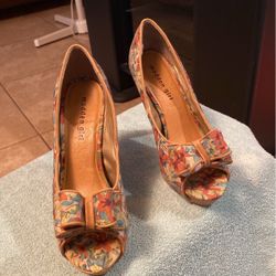 Women Pump 