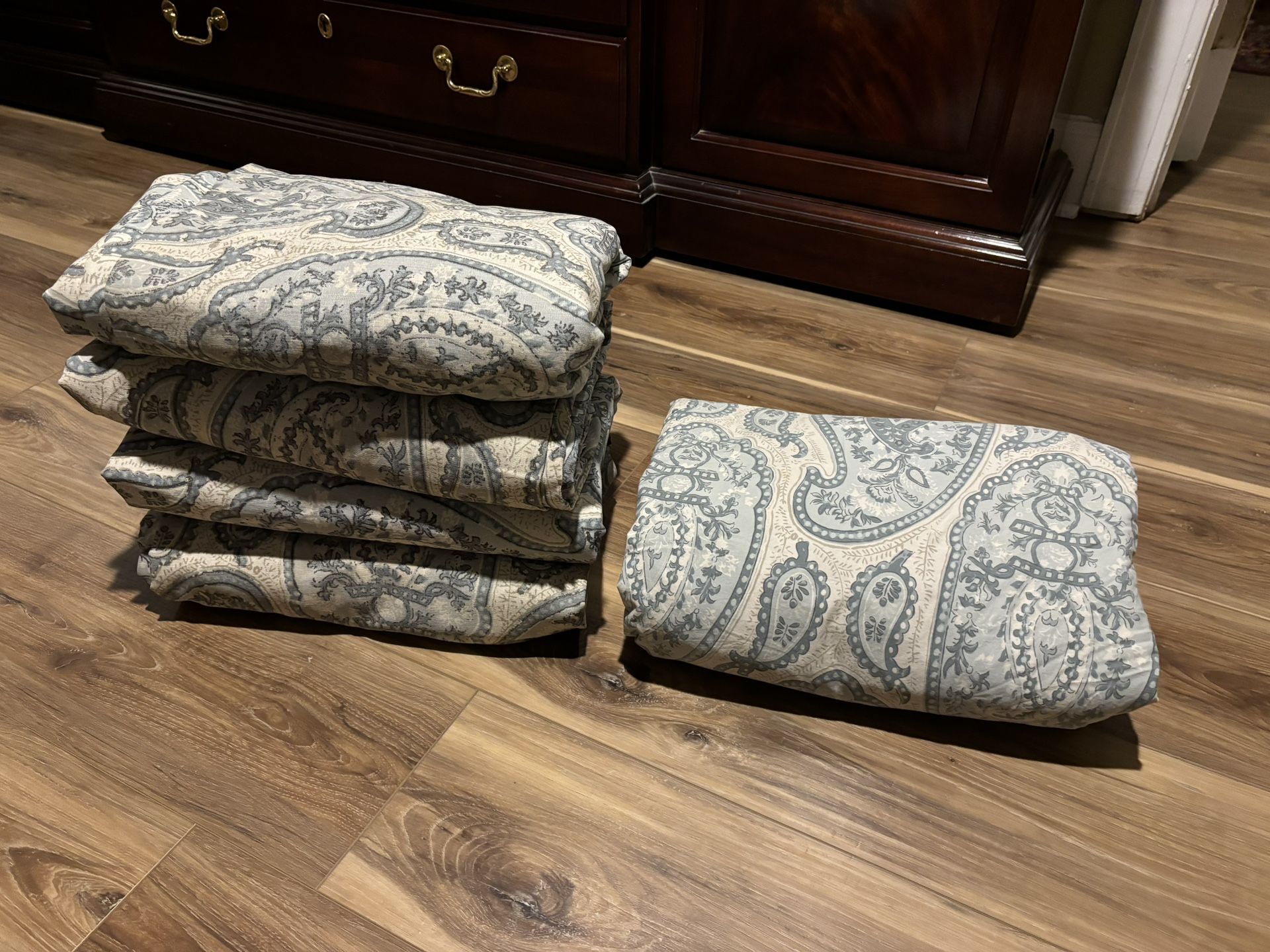 108 inch long blackout drapes with matching king size duvet